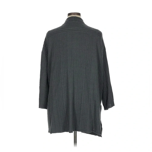 ✨2 For $6 Umgee Sweater Size Medium #B1 - Picture 2 of 5